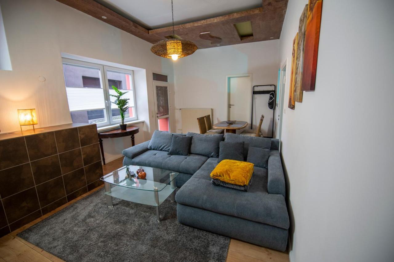 Apartment Mit Kleinem Innenhof Im Erdgeschoss Fuer Bis Zu 4 Personen Клоттен Экстерьер фото